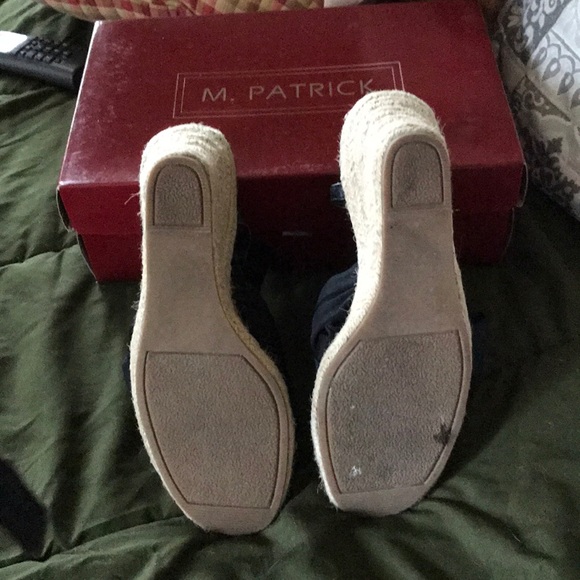 Sandals - Picture 3 of 3